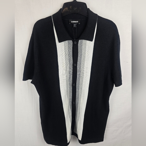 Express Black and White Men's Button Up Short Sleeve Sweater Sz M - Picture 1 of 7